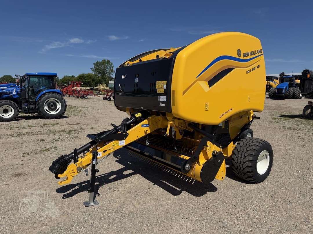 Image of New Holland RB451 CropCutter Primary image