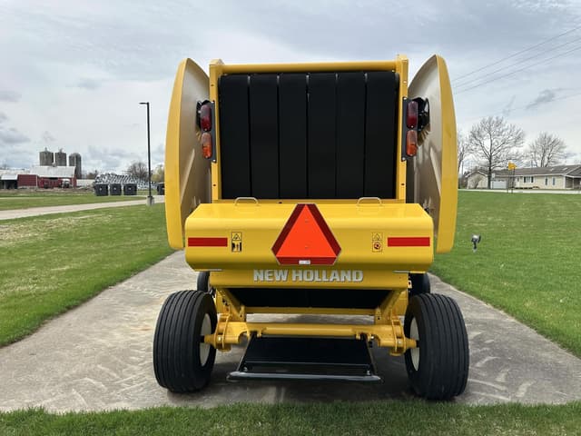 Image of New Holland RB451 Hay Special equipment image 3