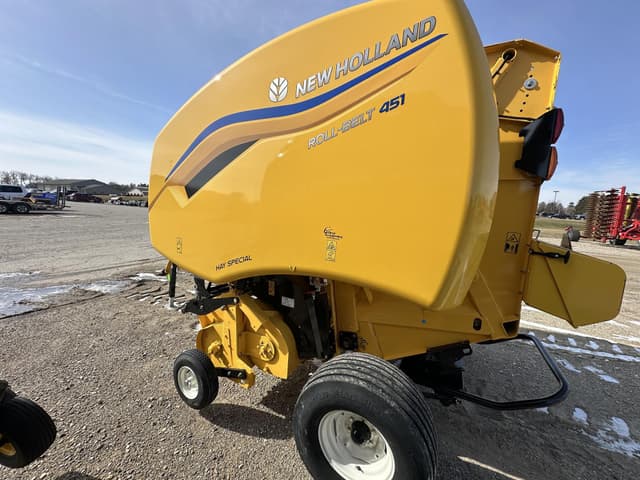 Image of New Holland RB451 Hay Special equipment image 1