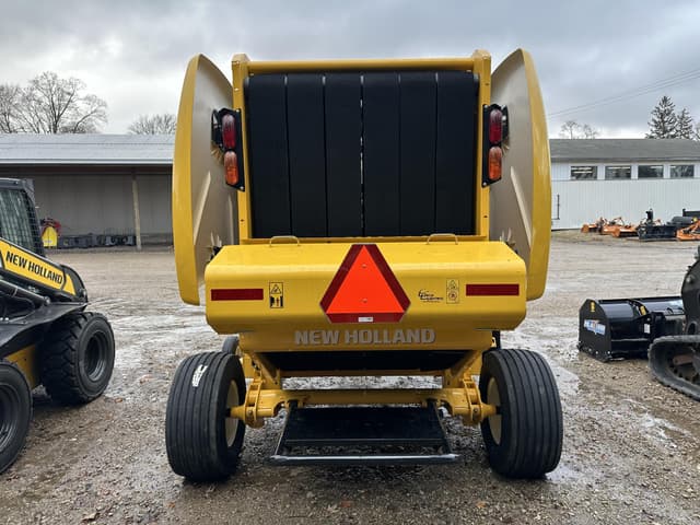 Image of New Holland RB451 Hay Special equipment image 2