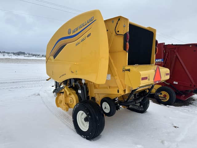 Image of New Holland RB451 Hay Special equipment image 3