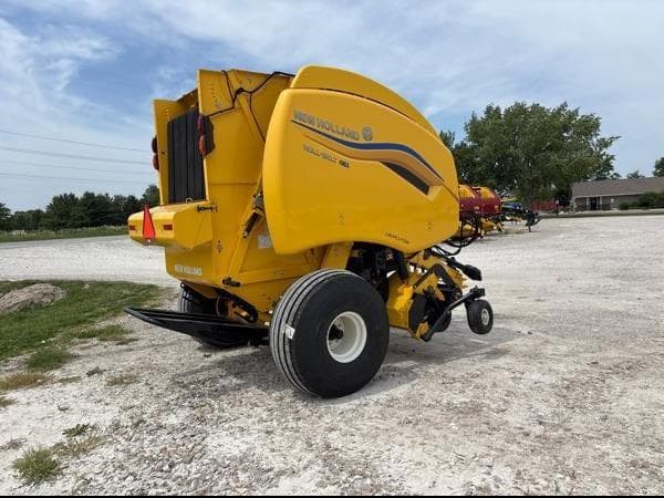 Image of New Holland RB461 Cropcutter equipment image 2