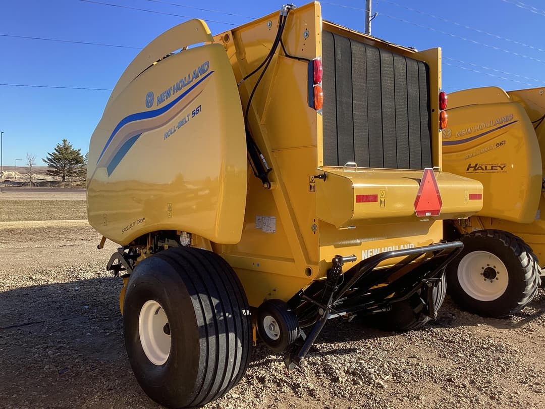 Image of New Holland RB561 Specialty Crop Image 1