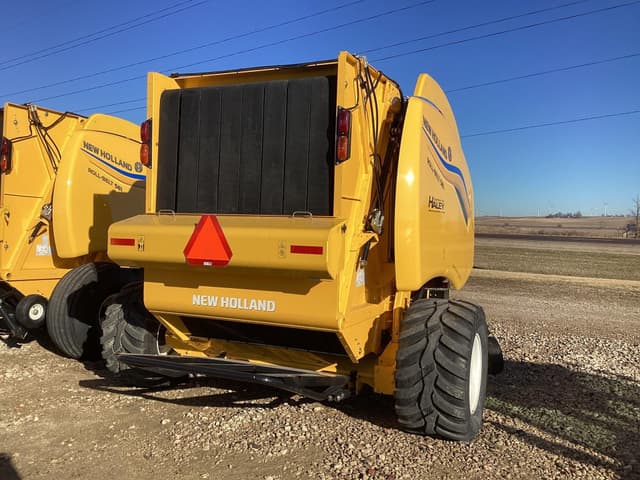 Image of New Holland RB561 Specialty Crop equipment image 4