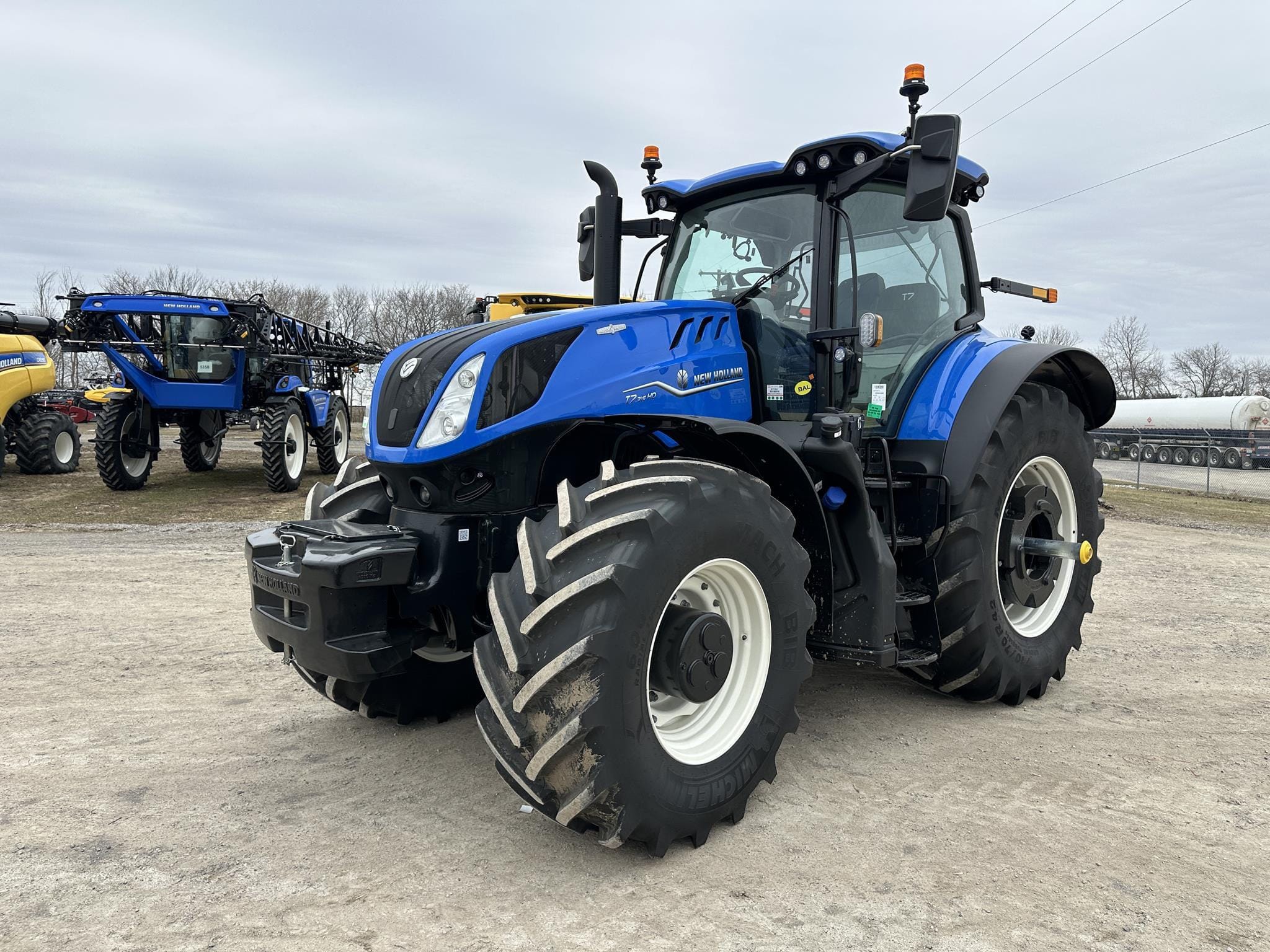 2026 New Holland T7.315HD Equipment Image0