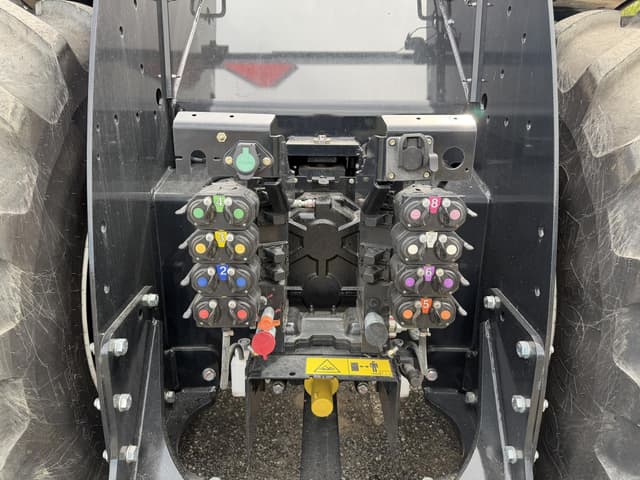 Image of New Holland T9.700 equipment image 4