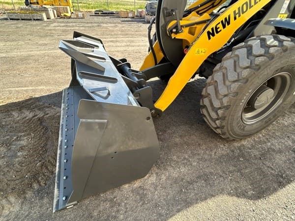 Image of New Holland W100D equipment image 3