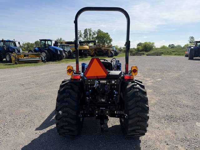 Image of New Holland Workmaster 25 equipment image 3