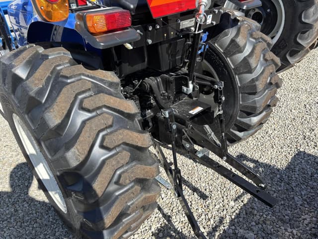 Image of New Holland Workmaster 25 equipment image 4