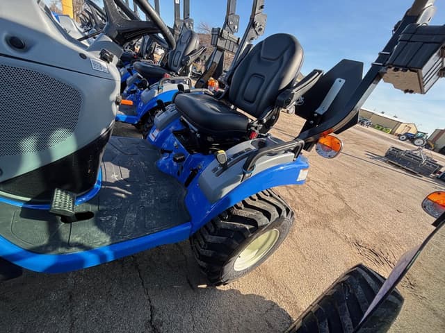 Image of New Holland Workmaster 25S equipment image 2