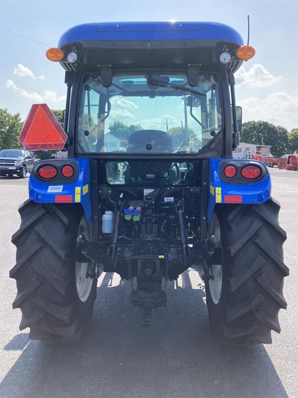 Image of New Holland Workmaster 55 equipment image 4