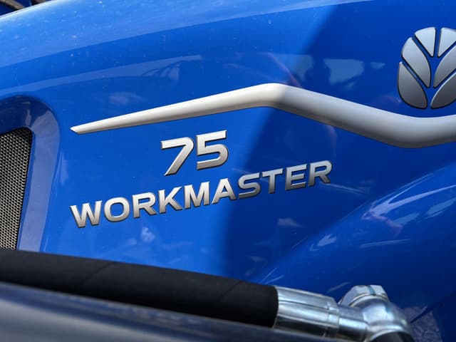 Image of New Holland Workmaster 75 equipment image 3