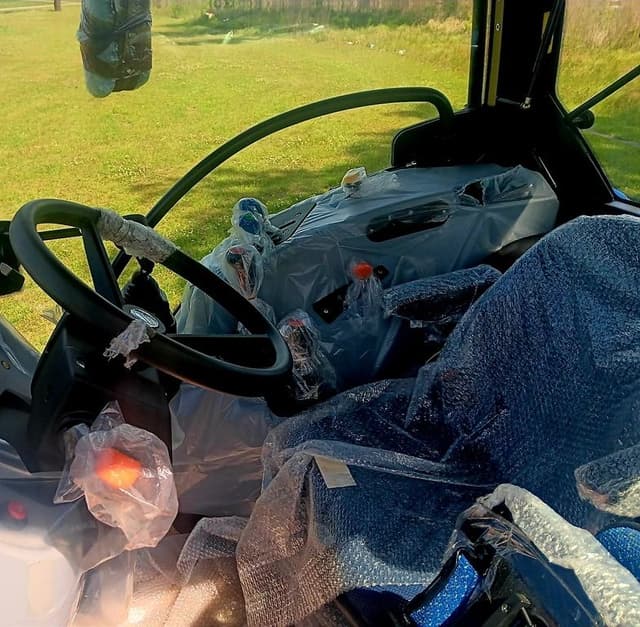 Image of New Holland Workmaster 95 equipment image 1