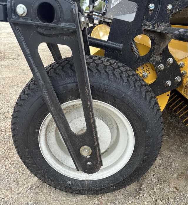 Image of New Holland WP400 equipment image 1