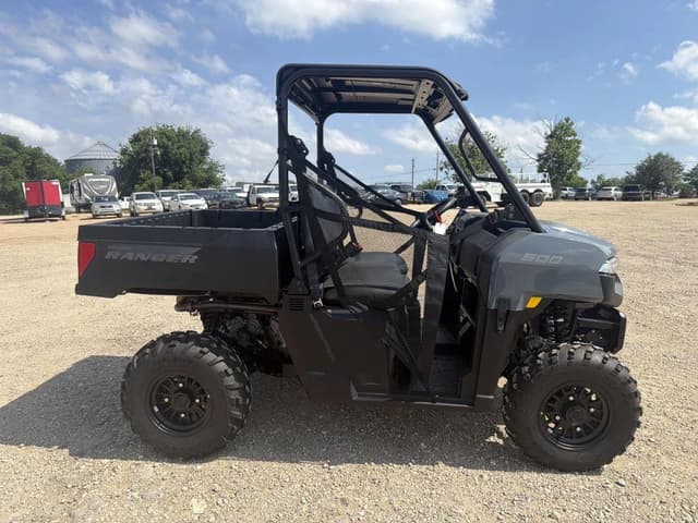 Image of Polaris Ranger 500 equipment image 4