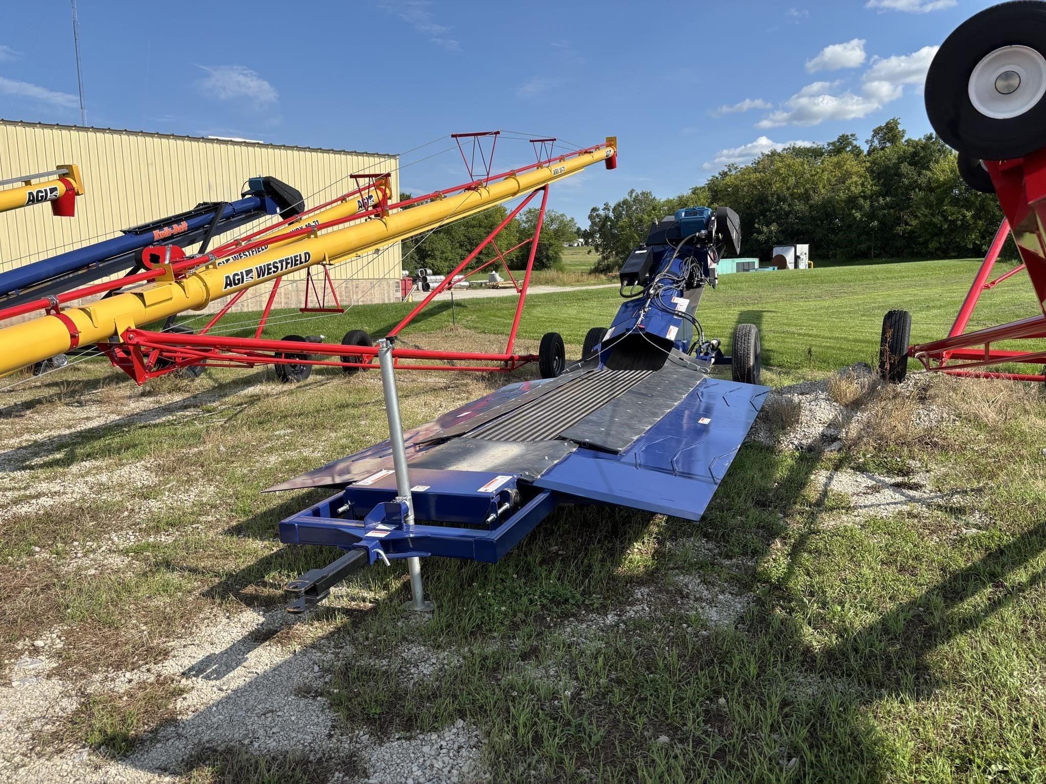 2026 Norwood Kwik-Pit 26 Equipment Image0