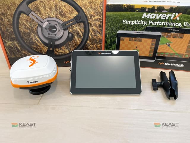 Image of Outback MaveriX M10 equipment image 1
