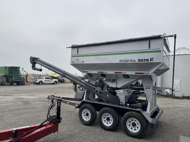 Image of Parker Seed Chariot 3620R equipment image 4