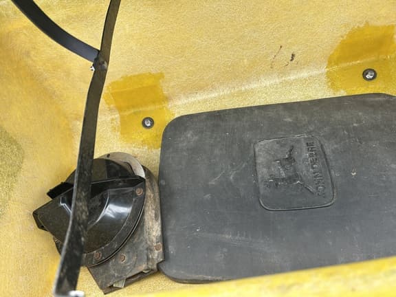 Image of Pequea 260 equipment image 4