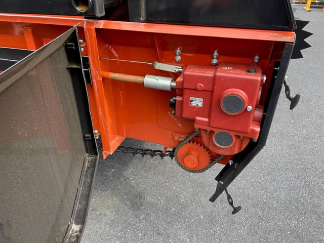 Image of Pequea 250P equipment image 4