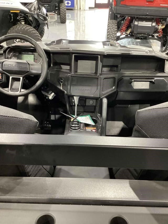 Image of Polaris General 1000 Sport equipment image 3