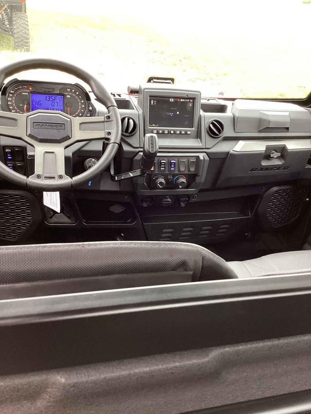 Image of Polaris Ranger Crew XP 1000 Northstar Ultimate equipment image 4