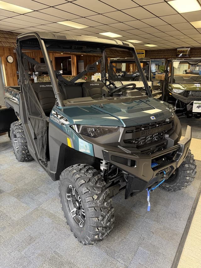 Image of Polaris Ranger XP 1000 Premium equipment image 1