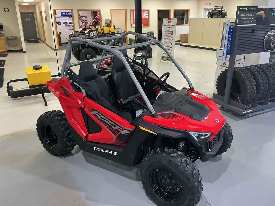 Image of Polaris RZR 200 EFI Primary image