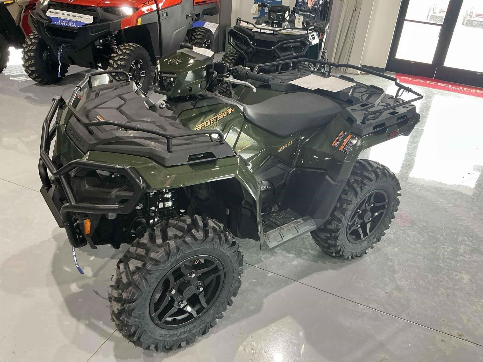 2026 Polaris Sportsman 570 Premium Equipment Image0