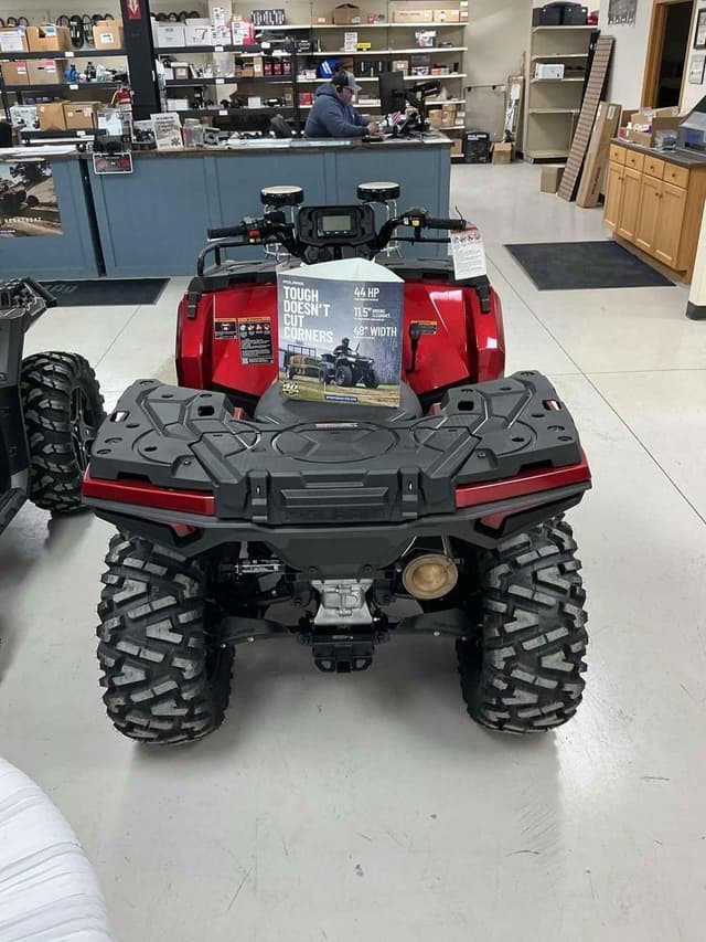 Image of Polaris Sportsman 570 Trail equipment image 1