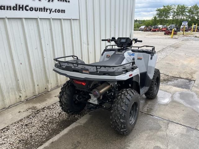 Image of Polaris Sportsman 570 equipment image 2