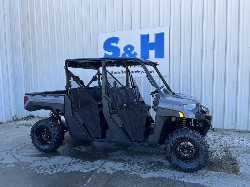 2026 Polaris Ranger Crew XP 1000 Premium Equipment Image0