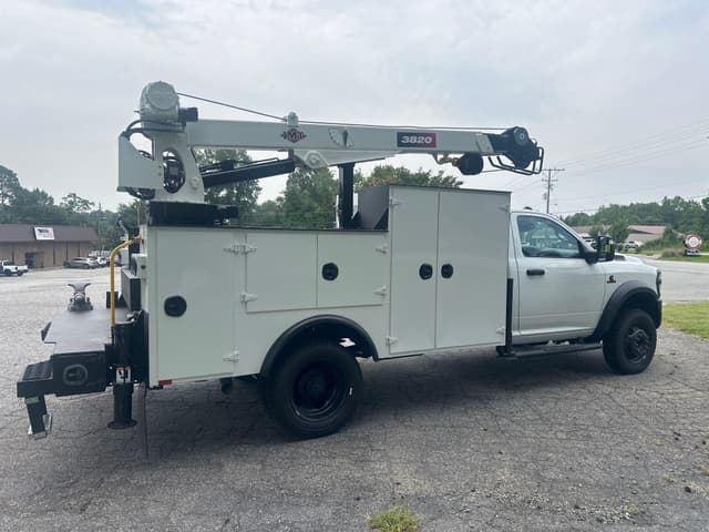 Image of Dodge Ram 5500 equipment image 4