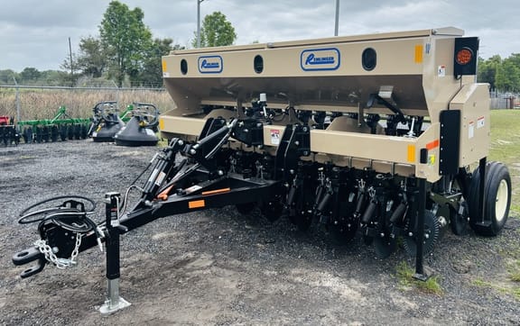 2026 Remlinger 2300 Equipment Image0