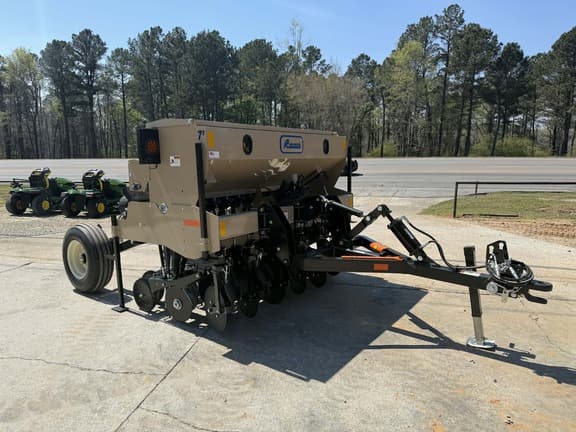 Image of Remlinger 2300 equipment image 4