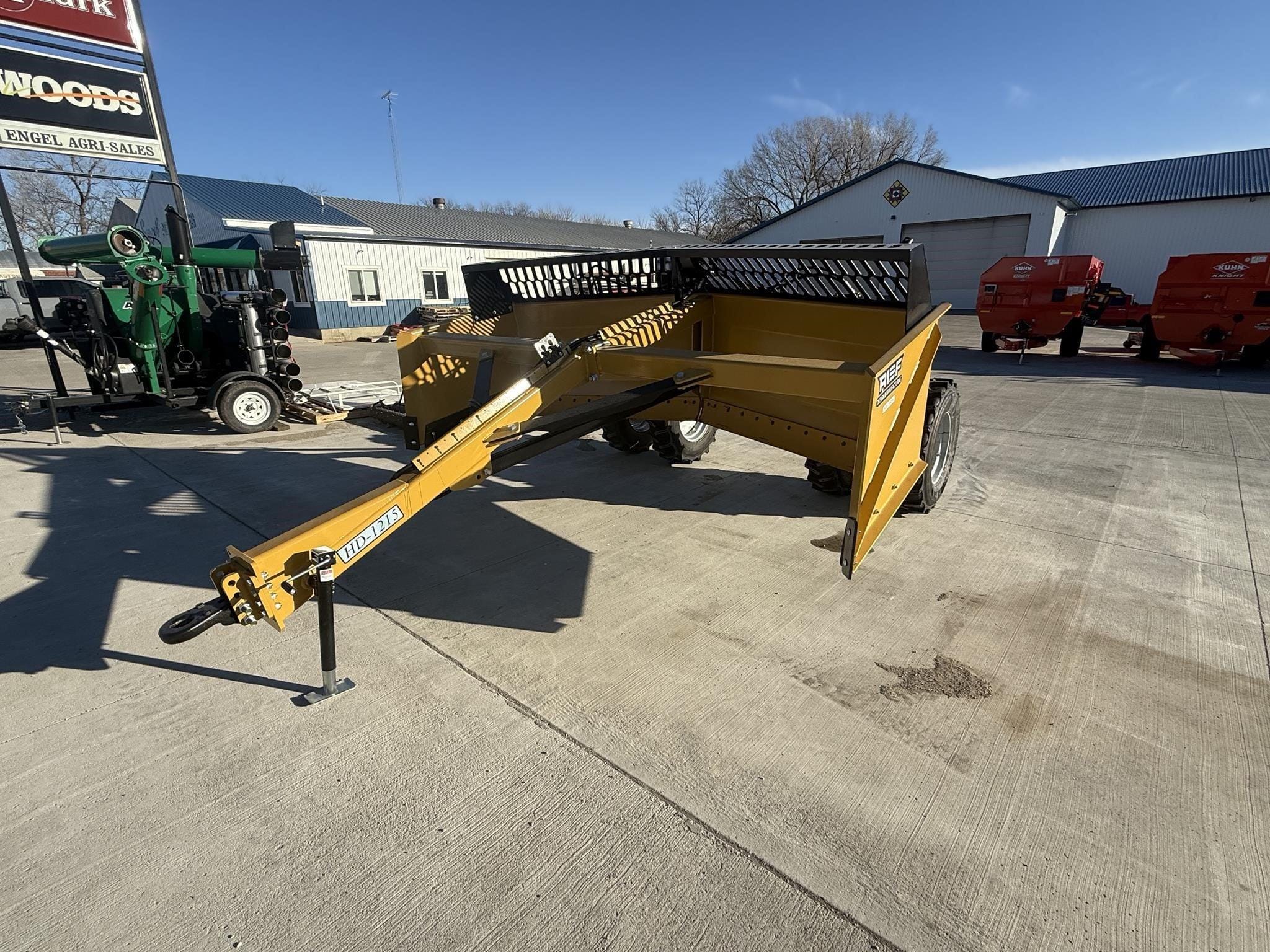2026 RIEF HD1215 Equipment Image0