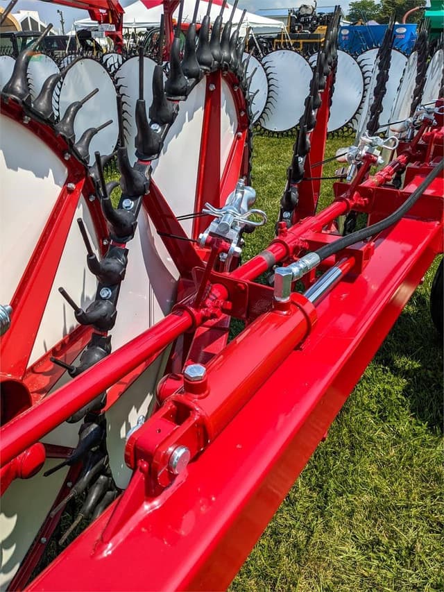 Image of Rowse Ultimate 27 equipment image 2
