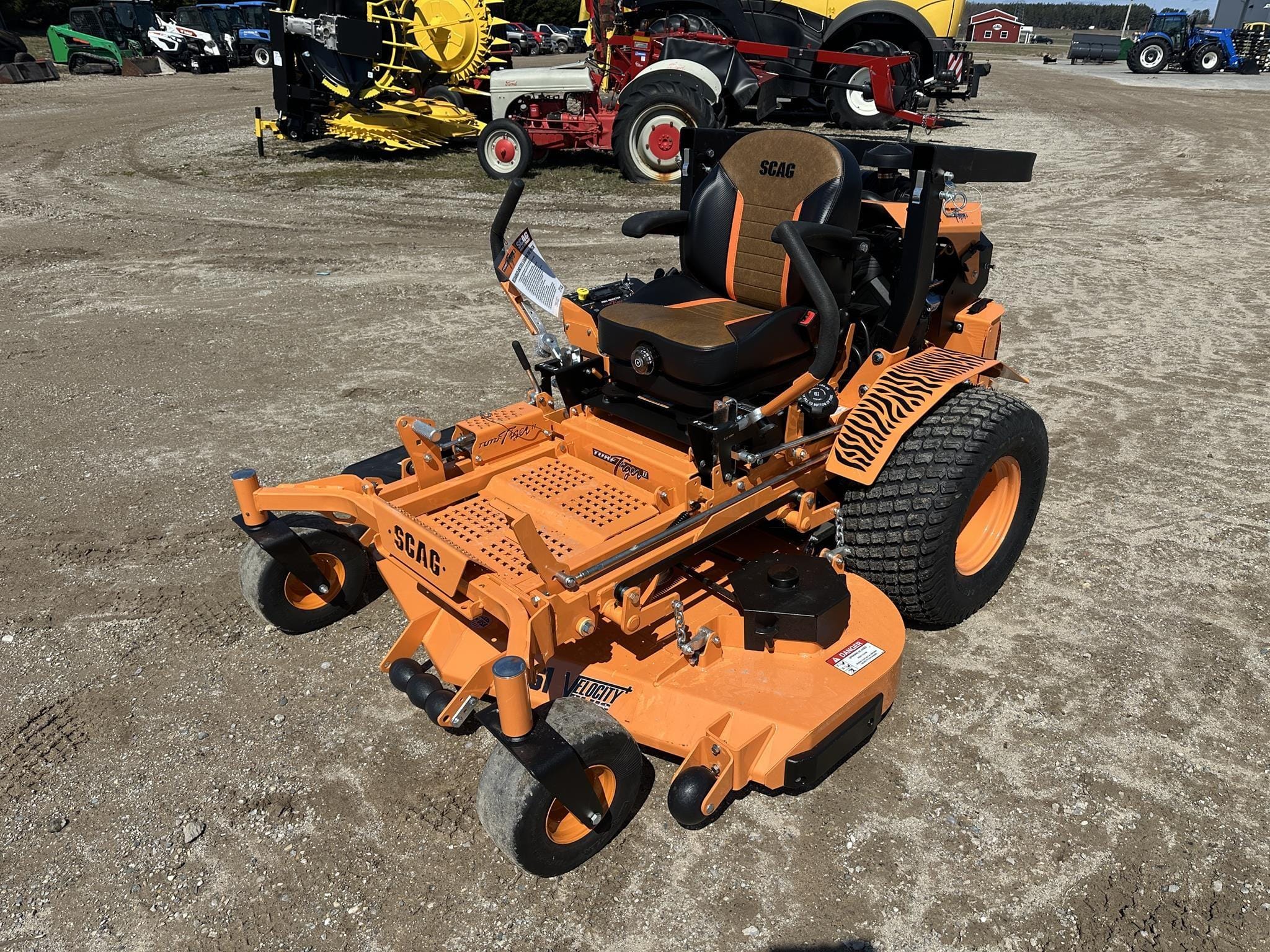 2026 Scag STTII-61V-40BV-EFI Equipment Image0