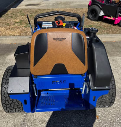 Image of Scag V-Ride II Bluebird Edition equipment image 3