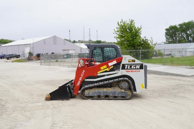 Image of Takeuchi TL6R equipment image 1
