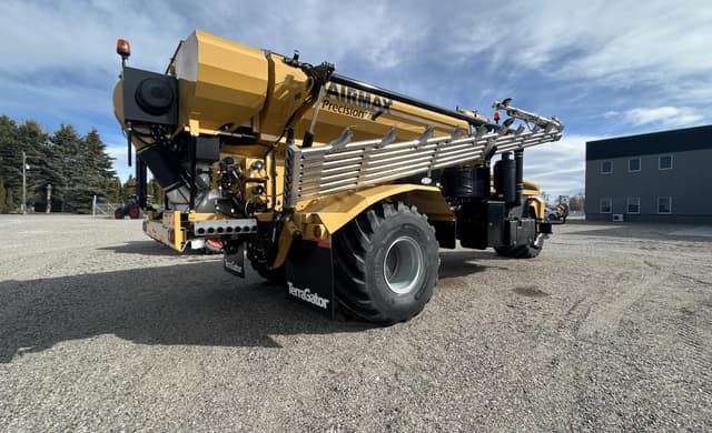 Image of Terra-Gator TG8300C equipment image 4