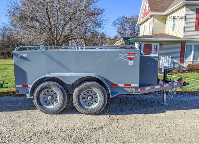 Image of Thunder Creek EV990 equipment image 1