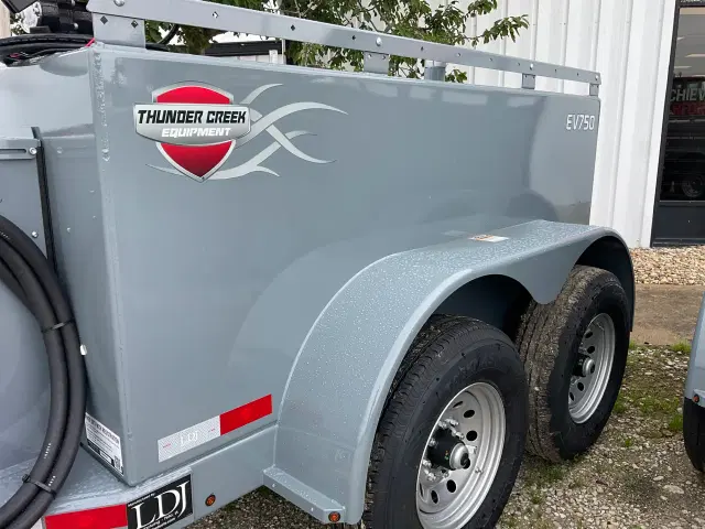 Image of Thunder Creek EV750 equipment image 3