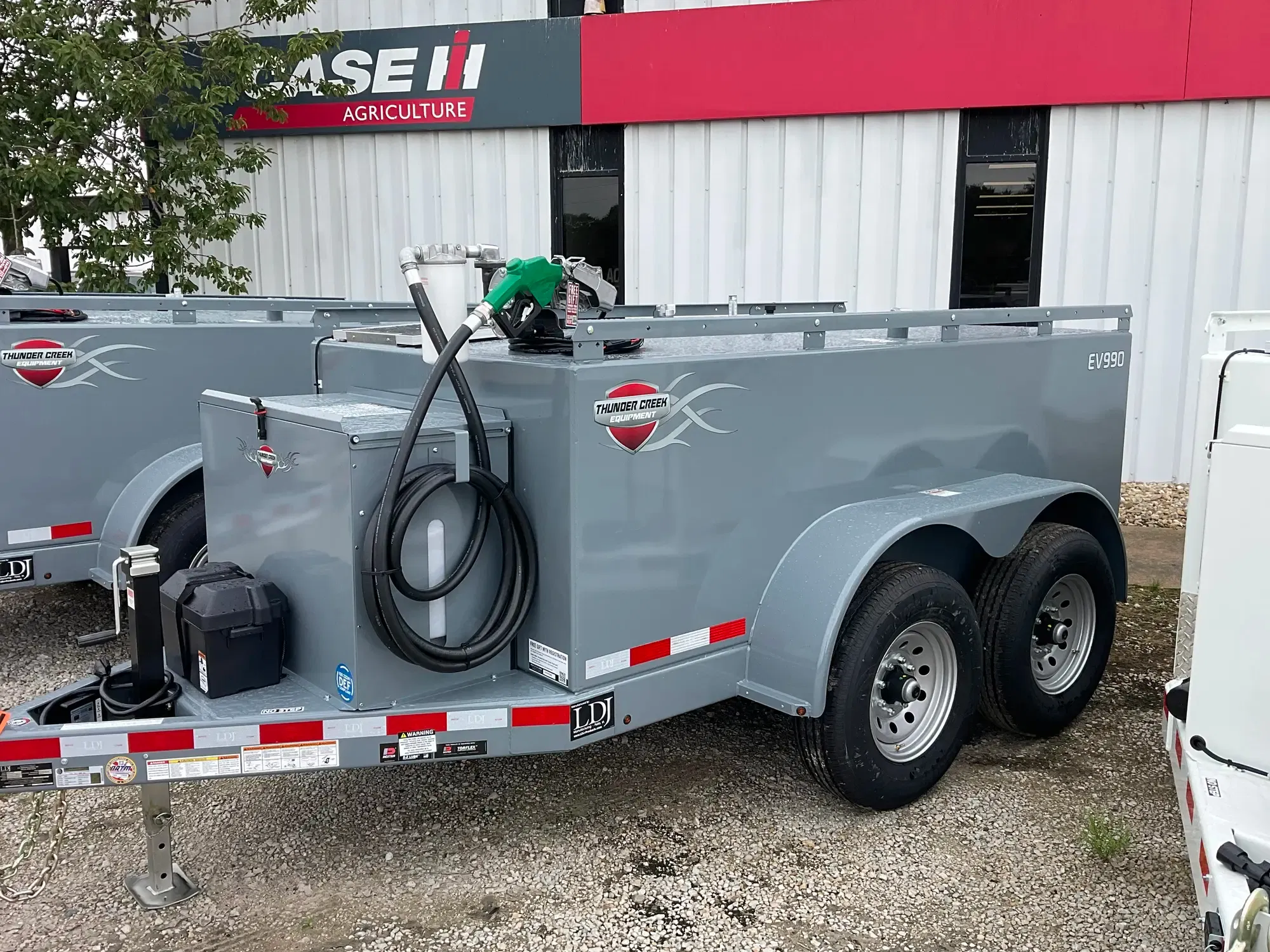 2026 Thunder Creek EV990 Equipment Image0