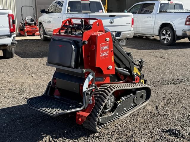 Image of Toro Dingo TX700 equipment image 2