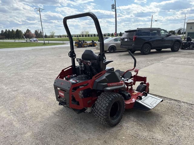 Image of Toro Titan Max equipment image 2
