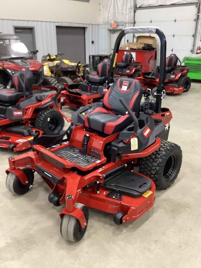Image of Toro Titan equipment image 1