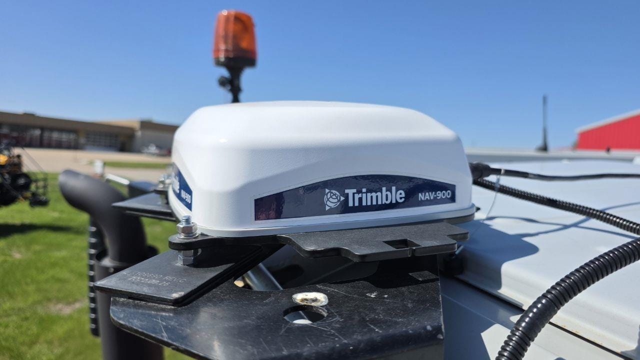2026 Trimble NAV-900 Equipment Image0
