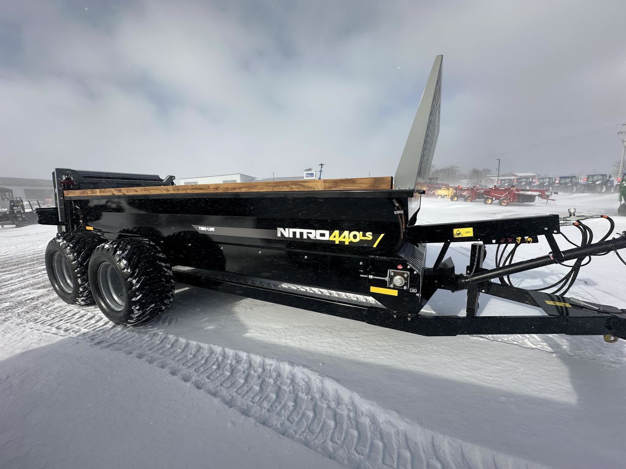 2026 Tube-Line Nitro 440LS Equipment Image0