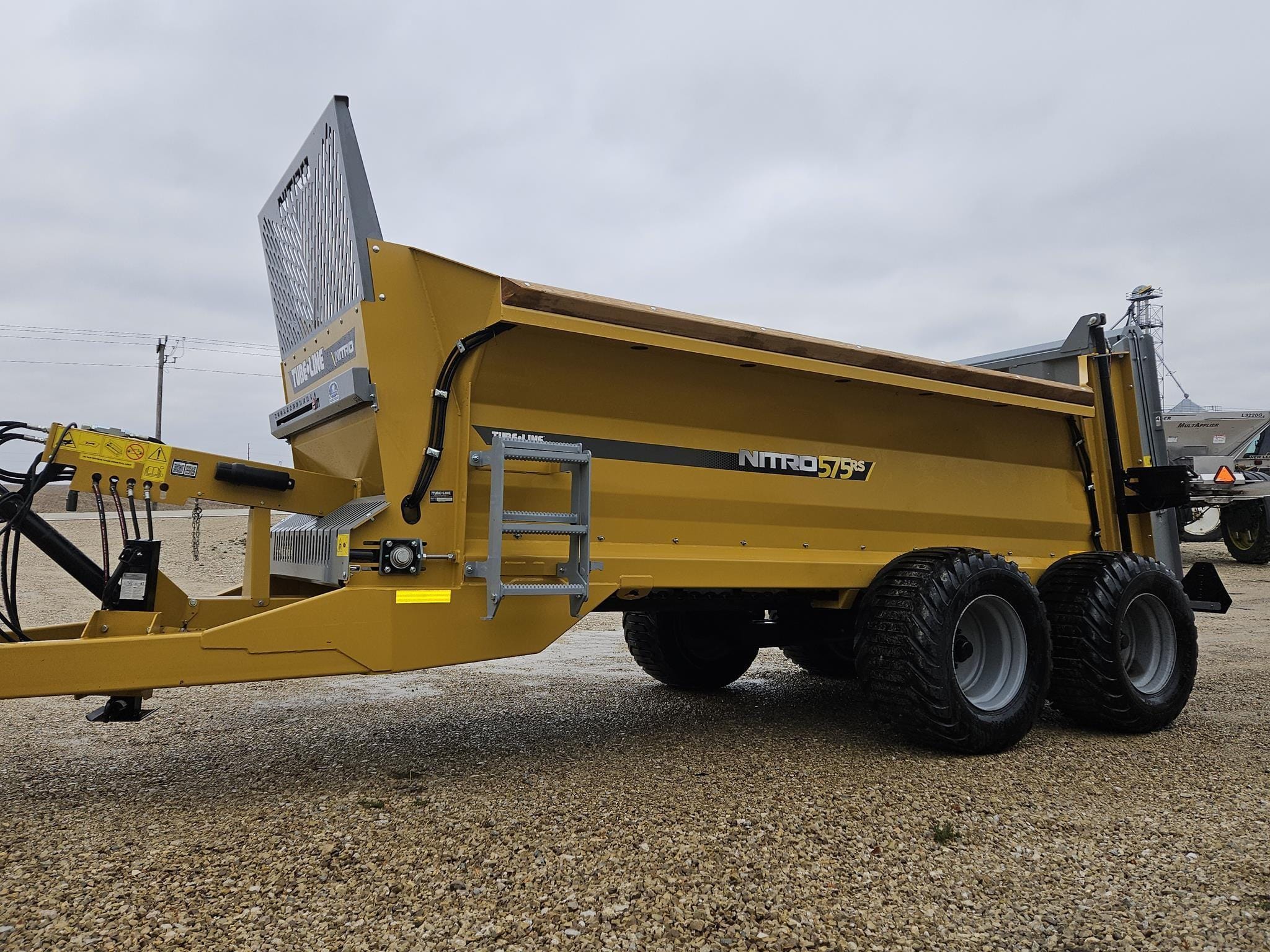 2026 Tube-Line Nitro 575RS Equipment Image0